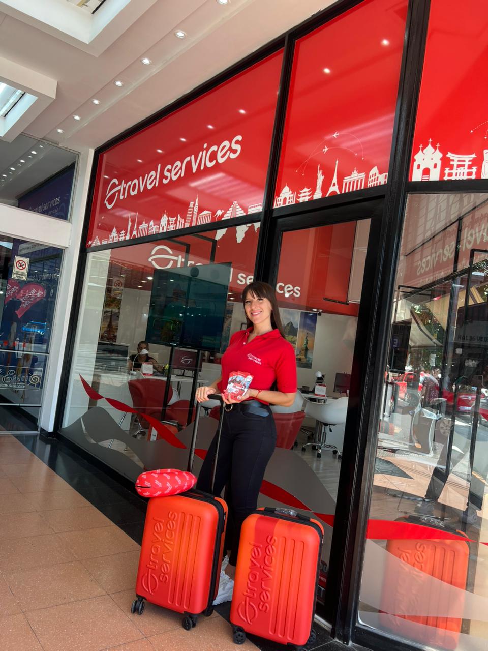 Travel Del Parque Logo